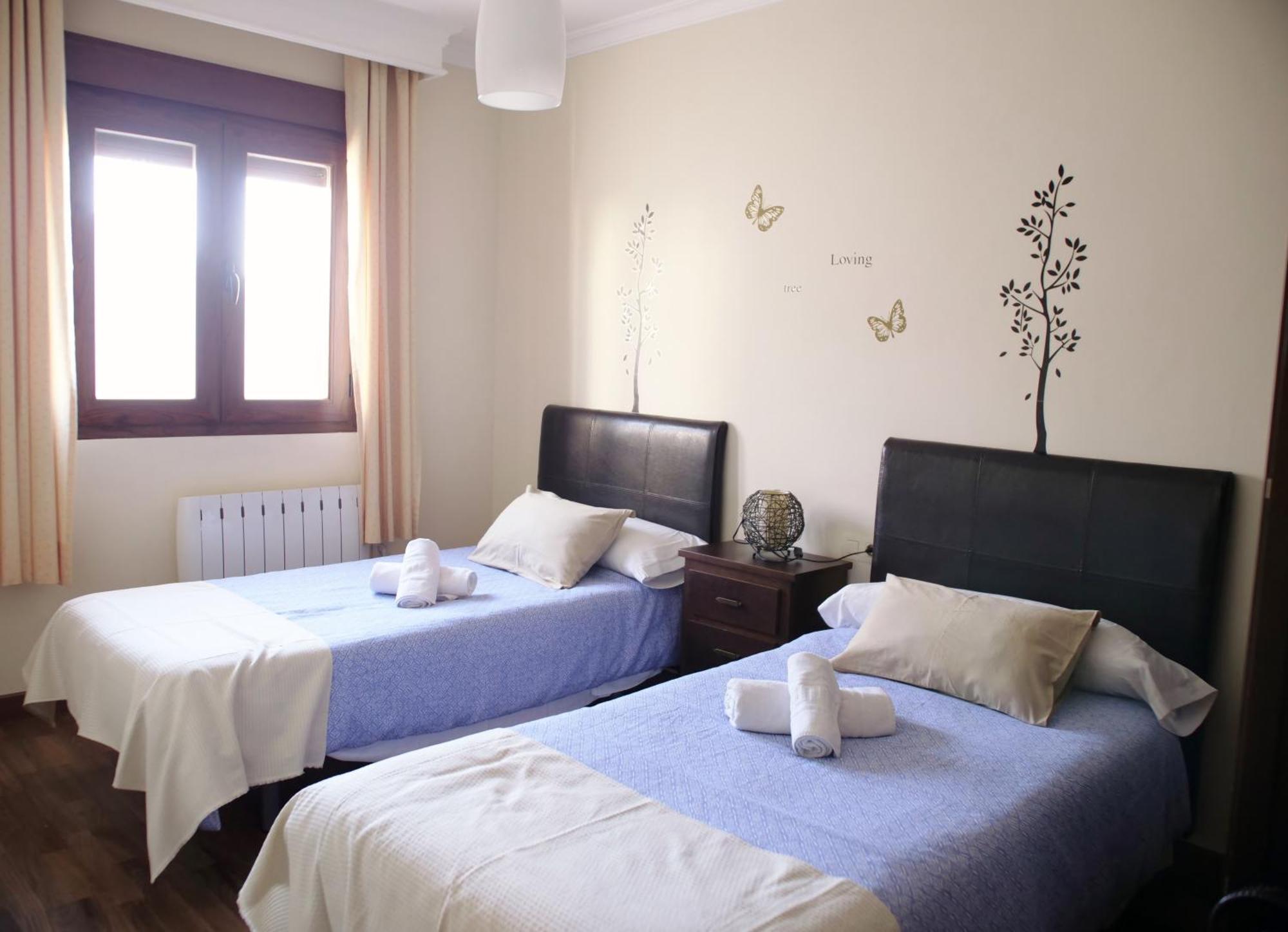 Hostal A 15 minutos Granada piscina jacuzzi barbacoa billar futbolín 3 casas Güevéjar Exterior foto