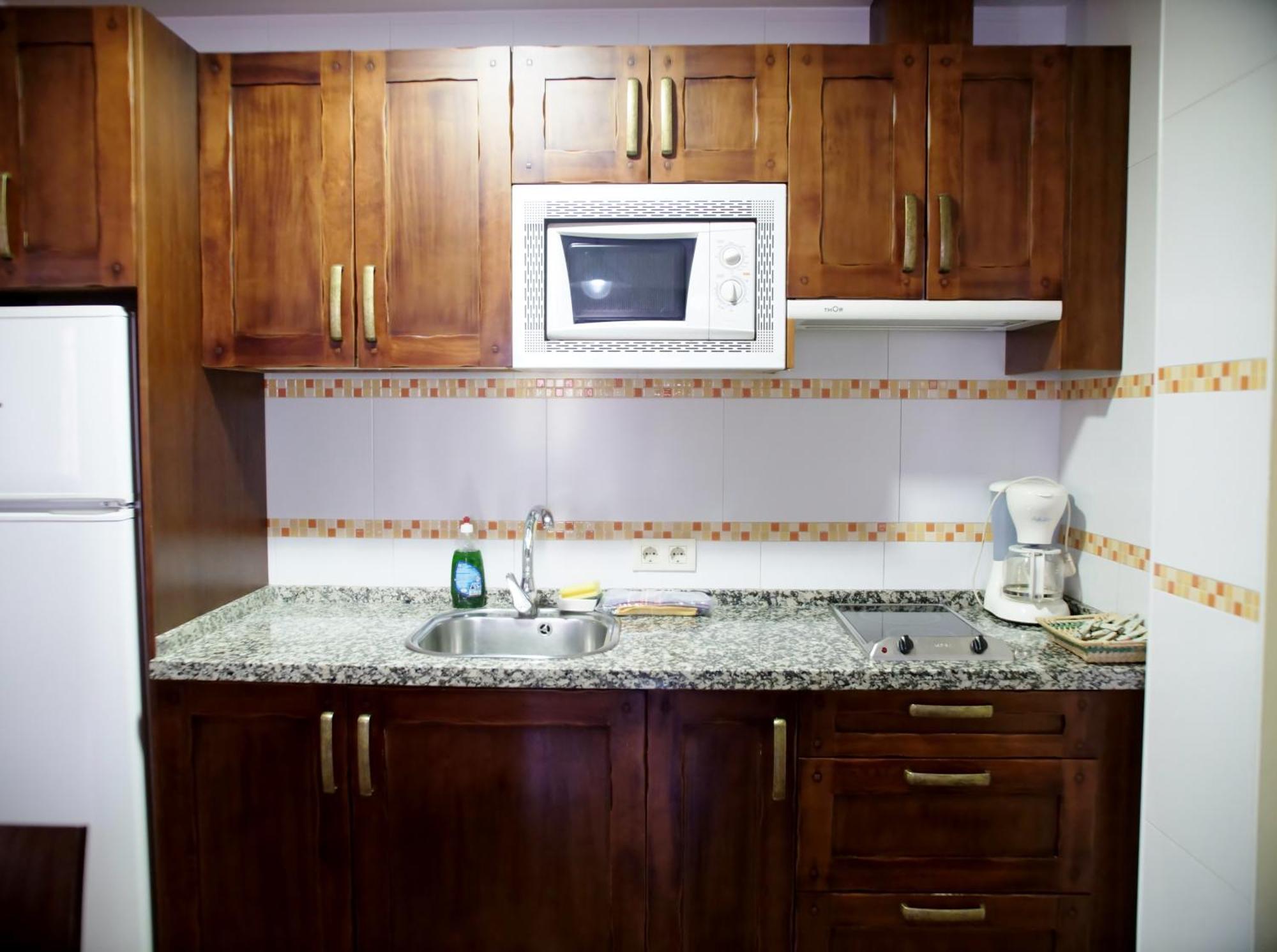 Hostal A 15 minutos Granada piscina jacuzzi barbacoa billar futbolín 3 casas Güevéjar Exterior foto