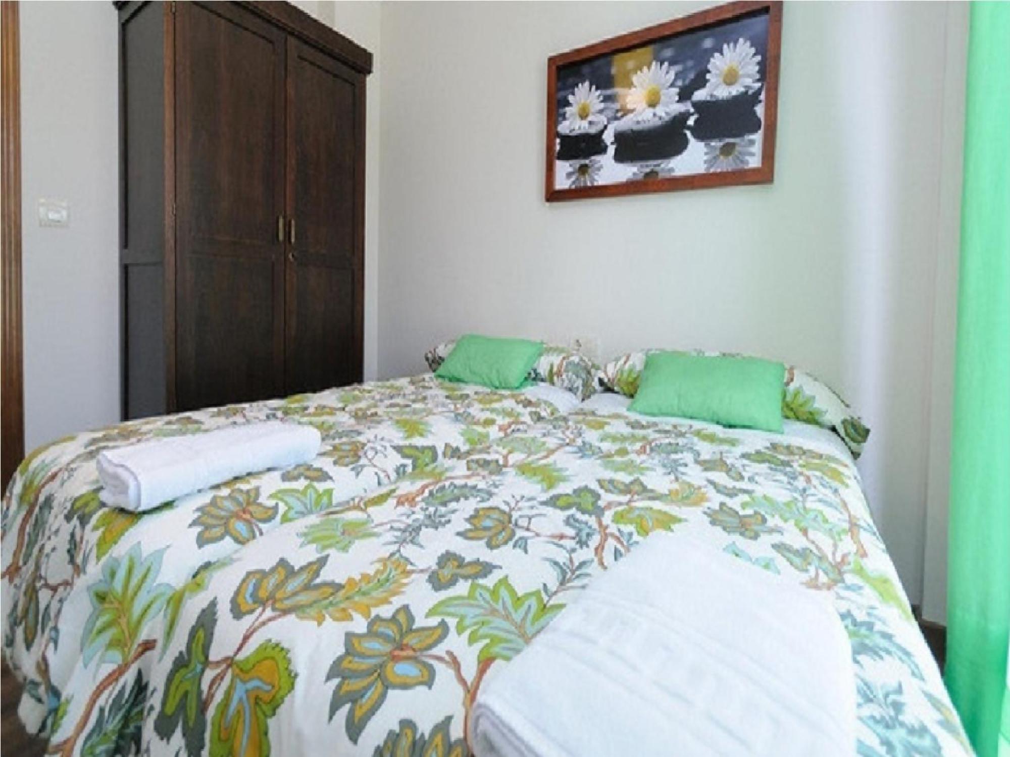 Hostal A 15 minutos Granada piscina jacuzzi barbacoa billar futbolín 3 casas Güevéjar Habitación foto
